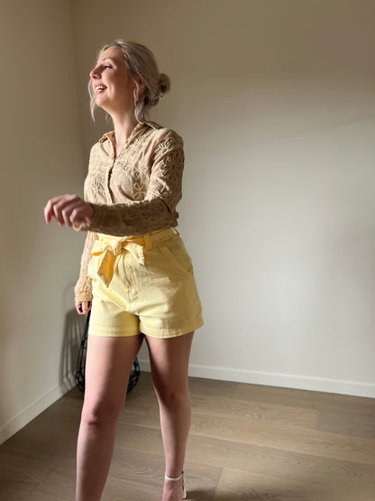 Yellow short