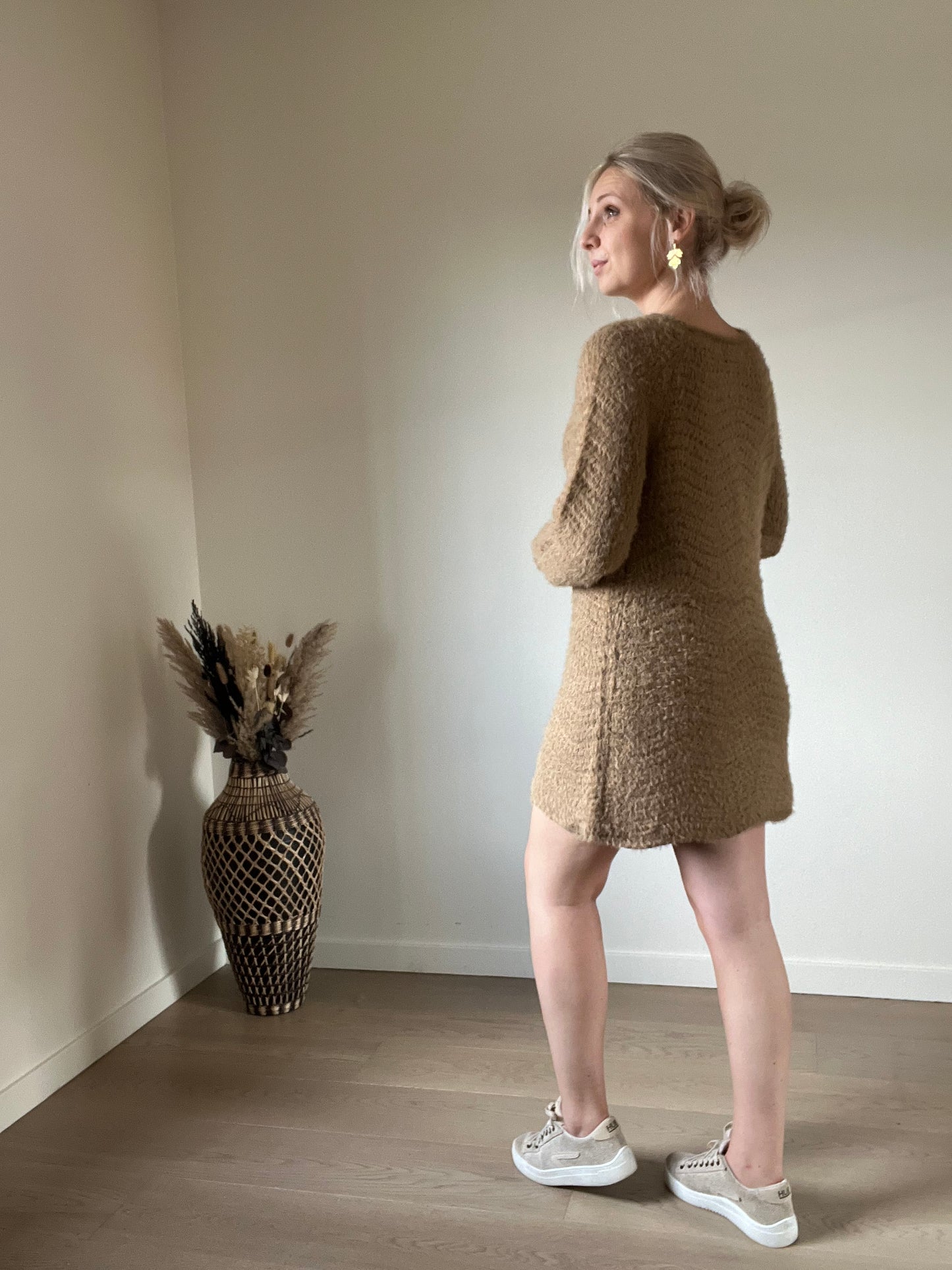 Furry dress camel