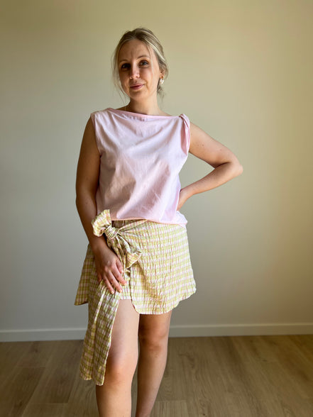 Muse twisted shoulder top pink
