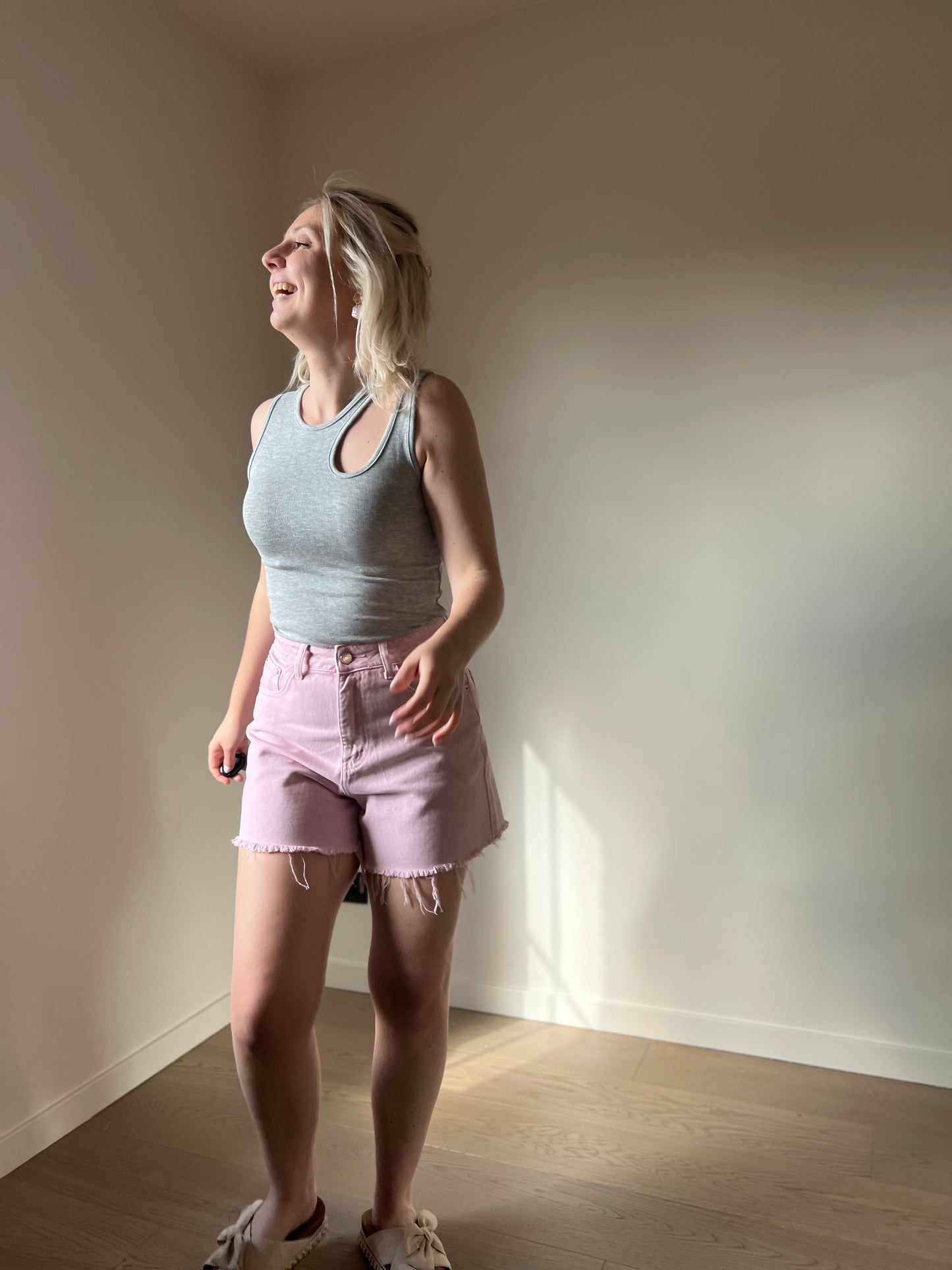 Washed pink short