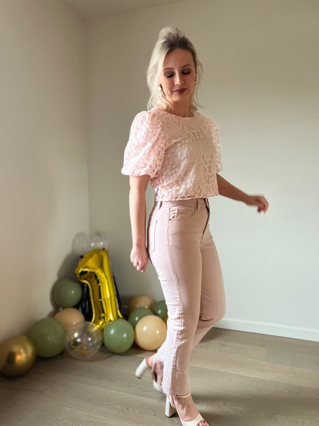 Cropped straight jeans pink