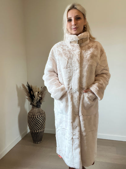 Furr coat beige