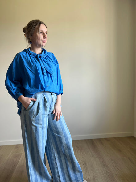 Sailor collar blouse blue