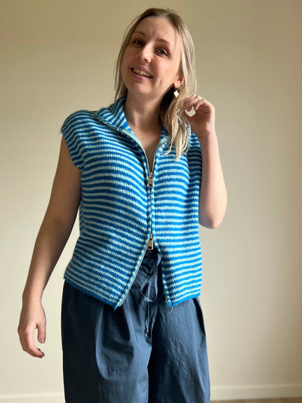 Sleeveless striped knit vest blue