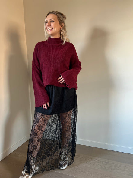 Lace skirt black
