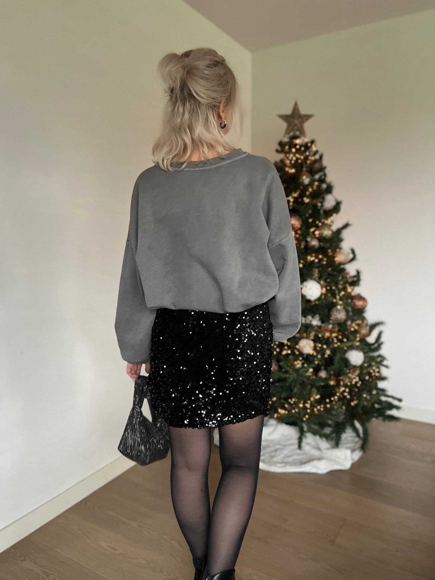 Sequin skirt black