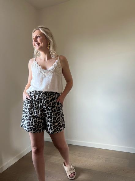 Leo tetra short