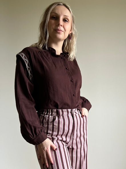 Embroidered blouse choco