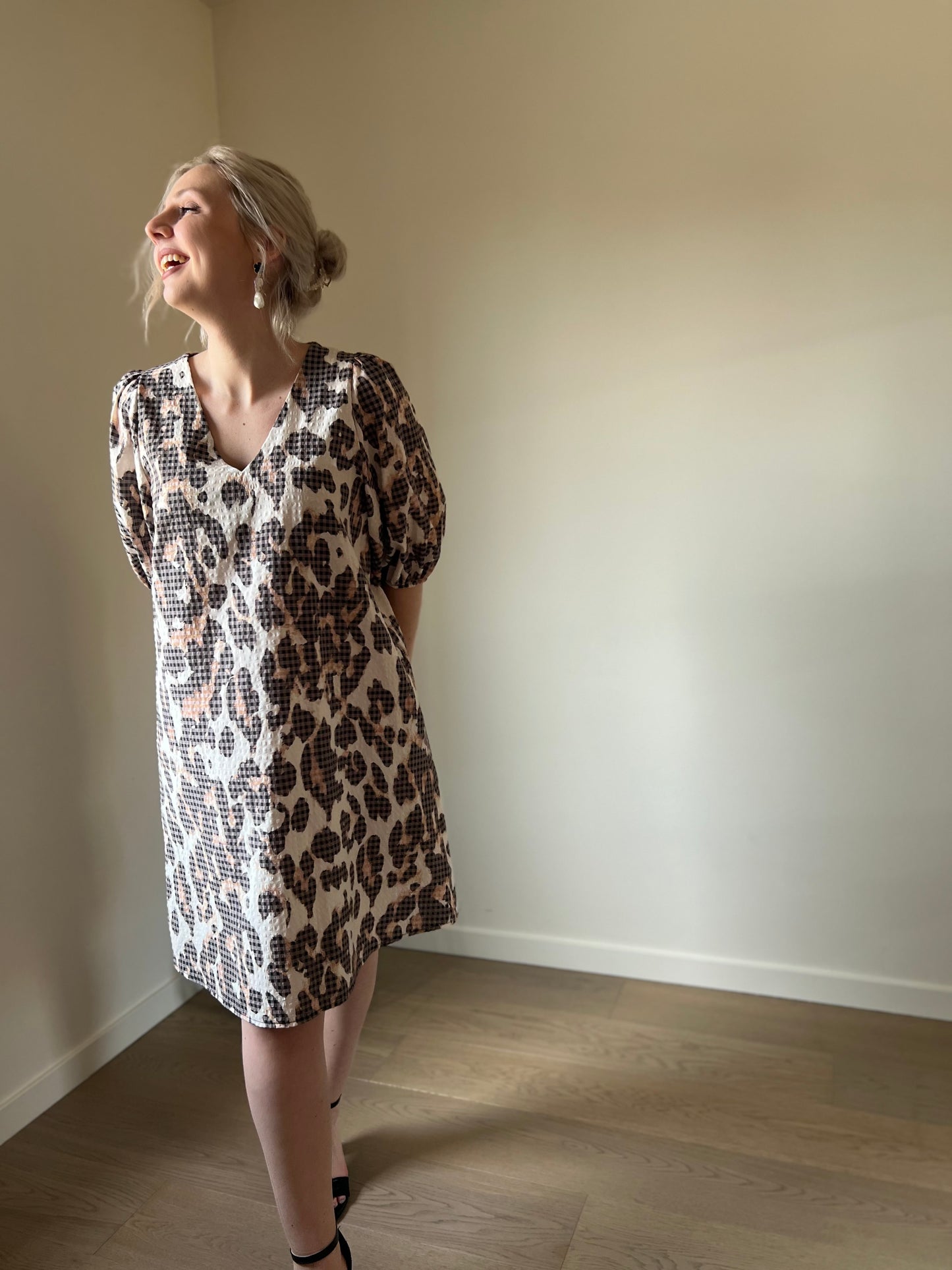 Leopard balloon dress