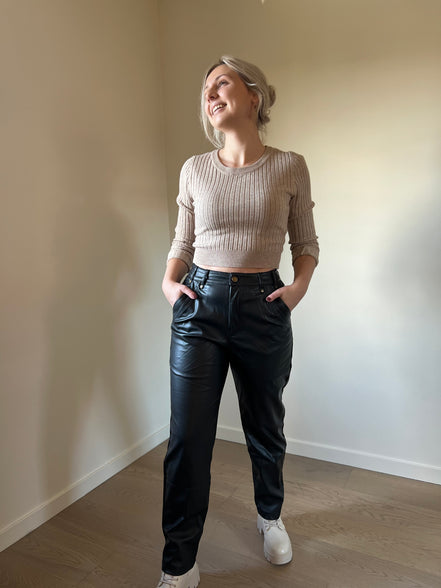 Rechte PU-broek zwart 