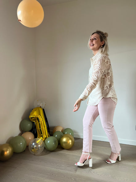 Lace shirt beige