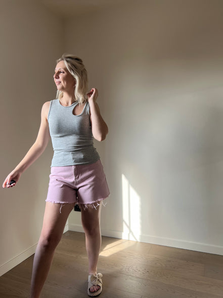 Cut-out top grey