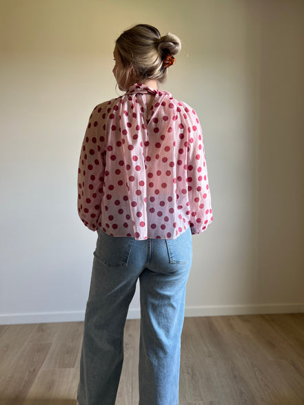 Polka dot blouse pink