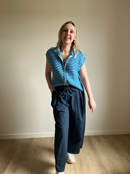 Sleeveless striped knit vest blue