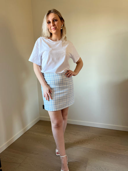 Basic white t-shirt