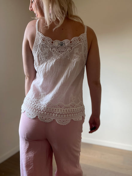 Crochet top white