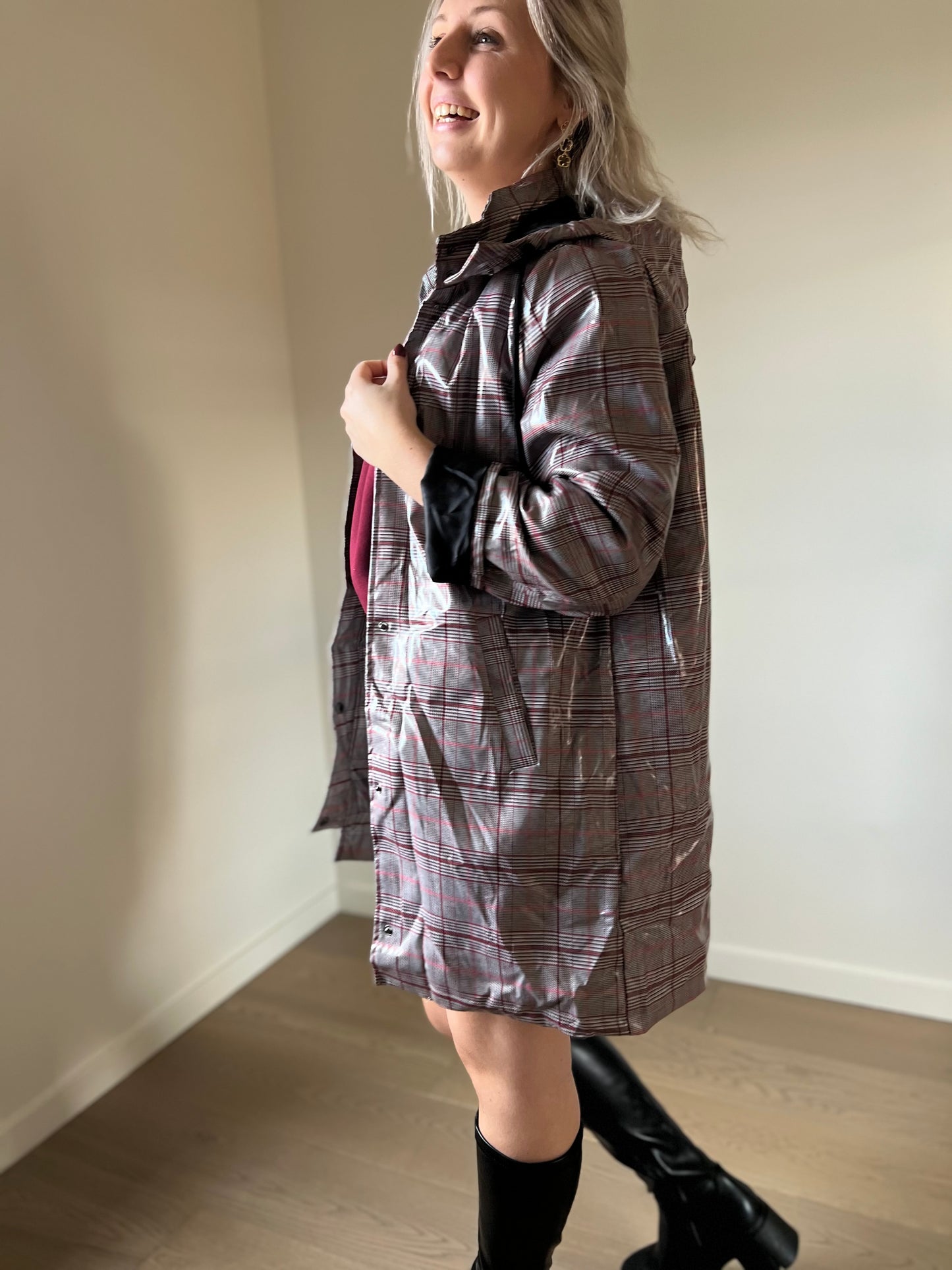 Raincoat checkered