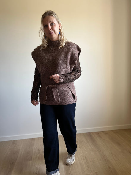 Floral lace turtleneck brown