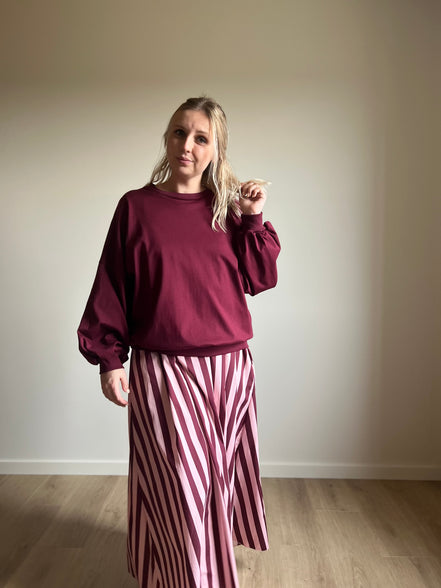 Open back sweater burgundy