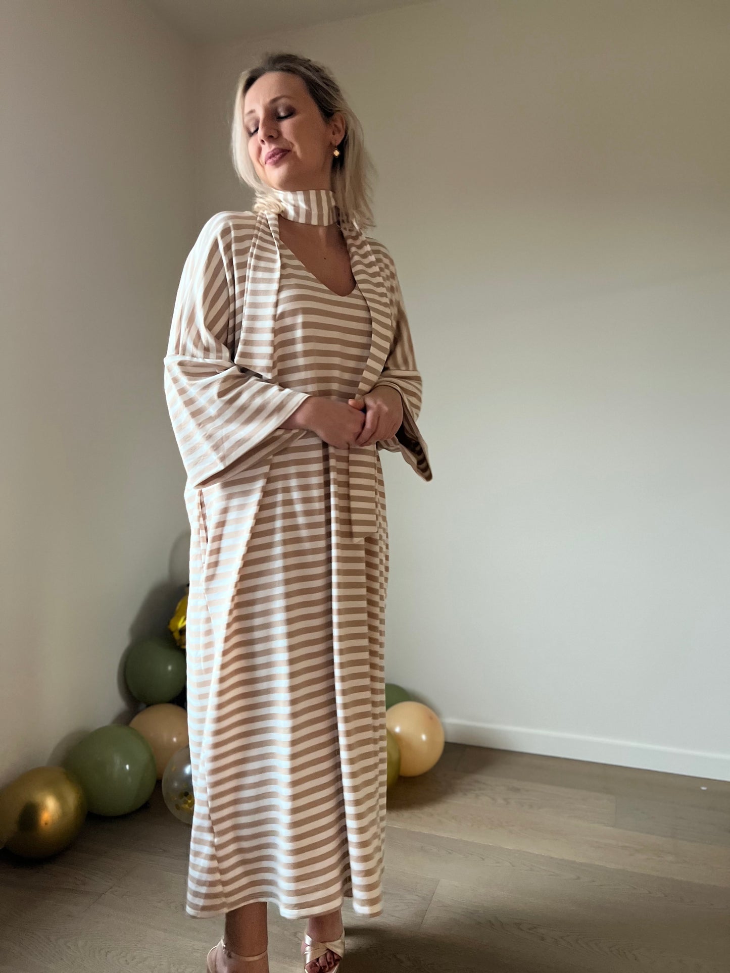 Striped dress beige