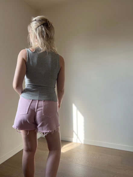 Cut-out top grey