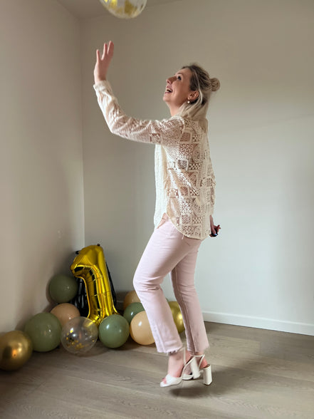 Cropped straight jeans pink