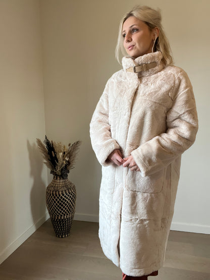 Furr coat beige