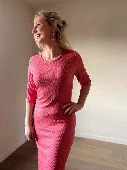 Coral ribbed dress