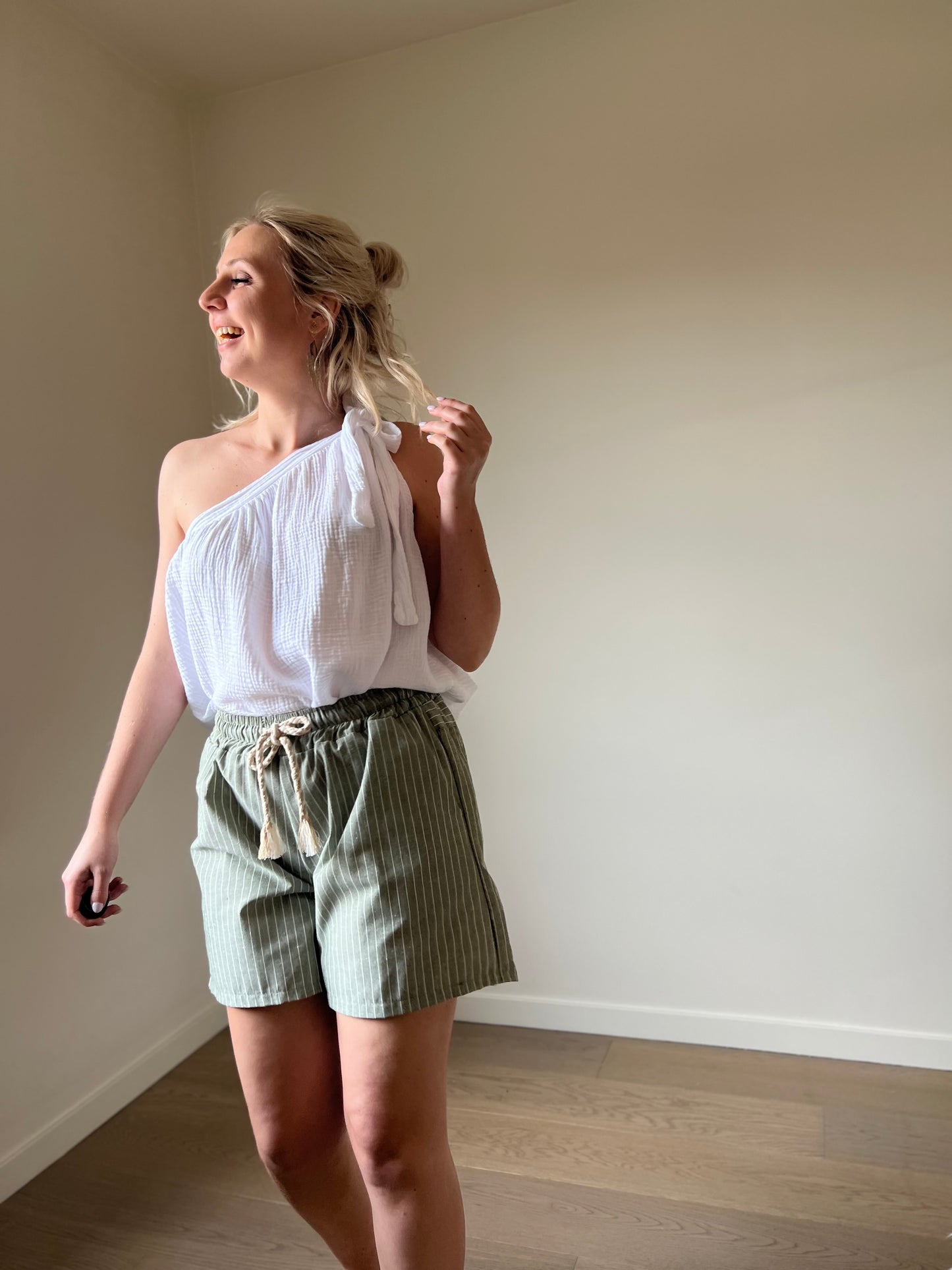 Tetra off-shoulder top