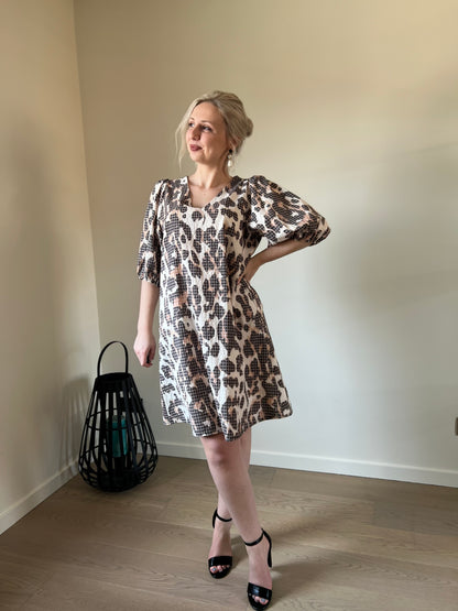 Leopard balloon dress