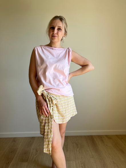 Muse twisted shoulder top pink