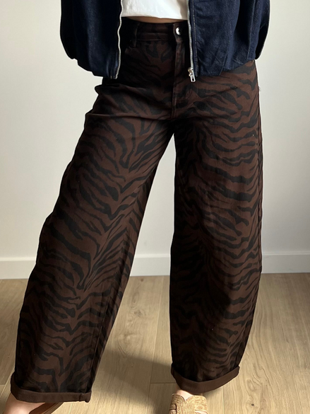 Zebra Barrel Jeans - brown