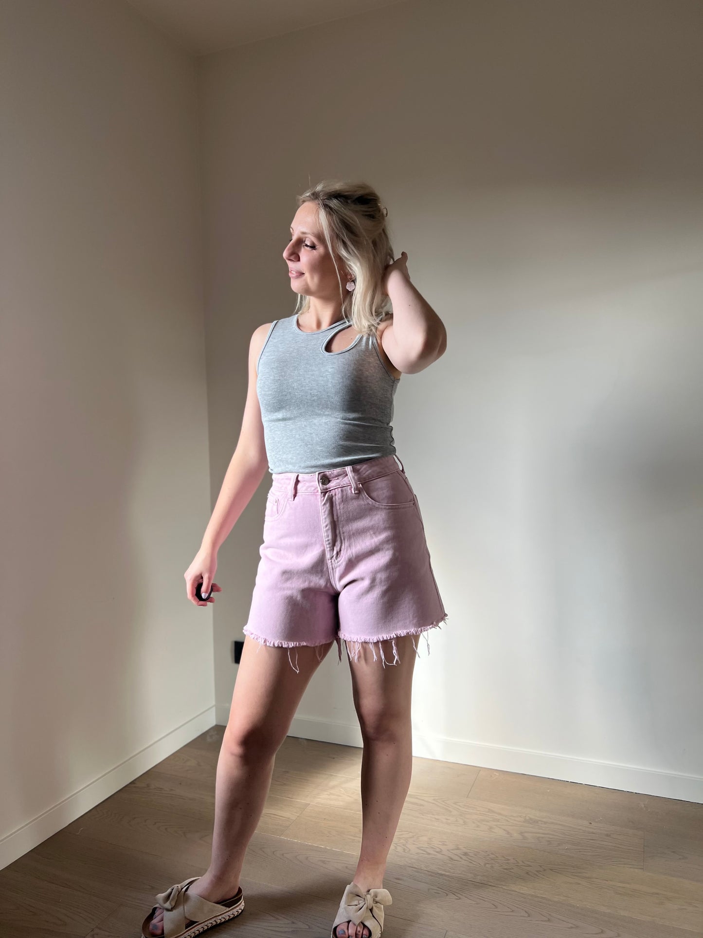 Washed pink short