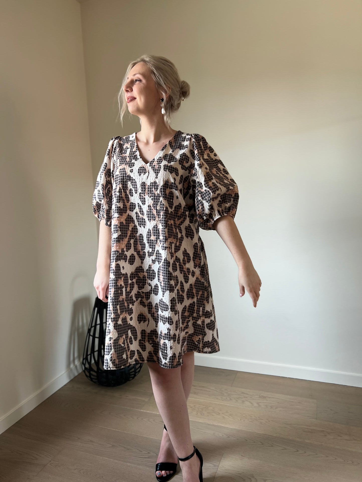 Leopard balloon dress