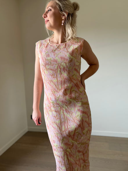 Emelie pleated dress