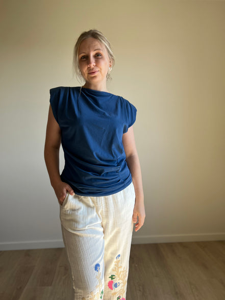 Bloom embroidered pants