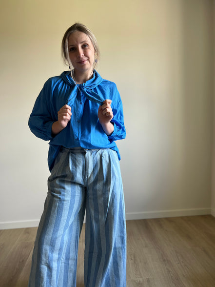 Sailor collar blouse blue