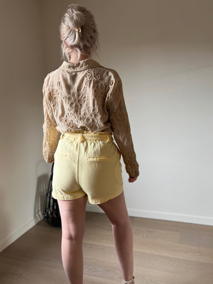 Yellow short