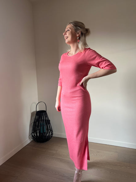 Coral ribbed dress