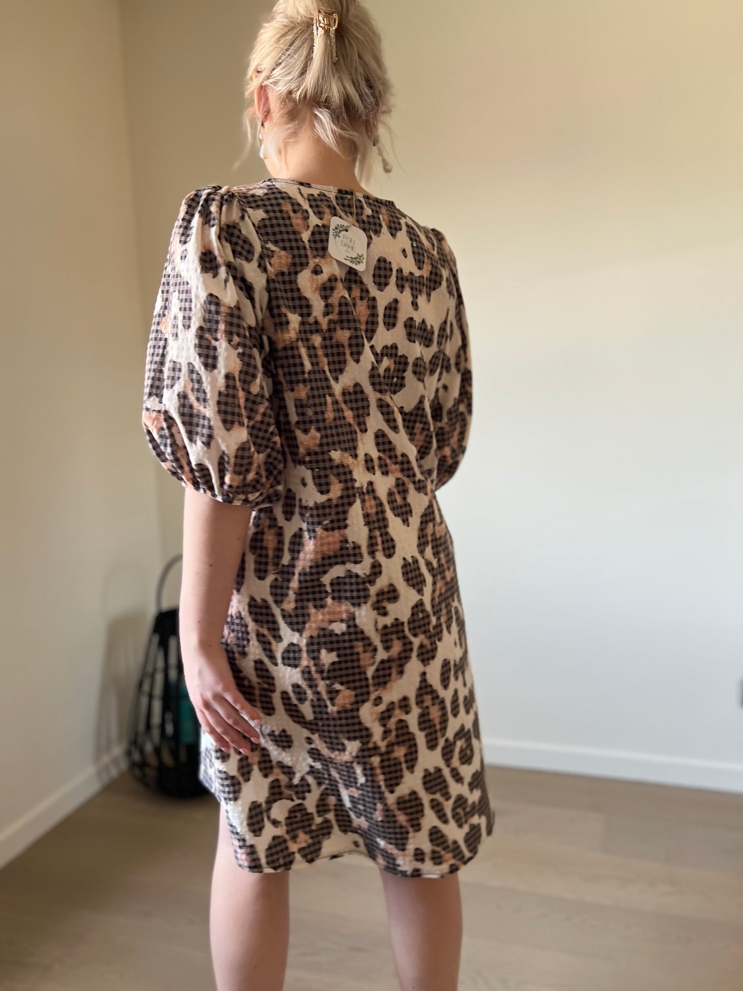 Leopard balloon dress