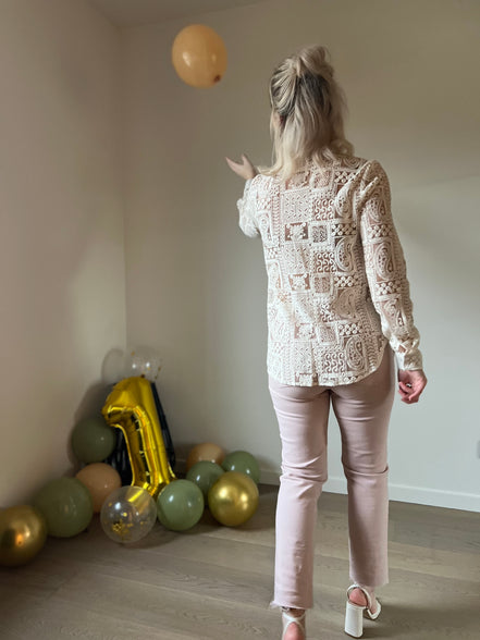 Lace shirt beige