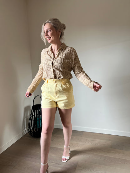 Yellow short