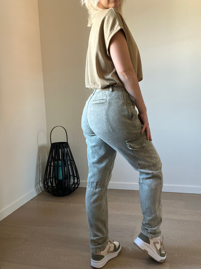 Cargo pants khaki