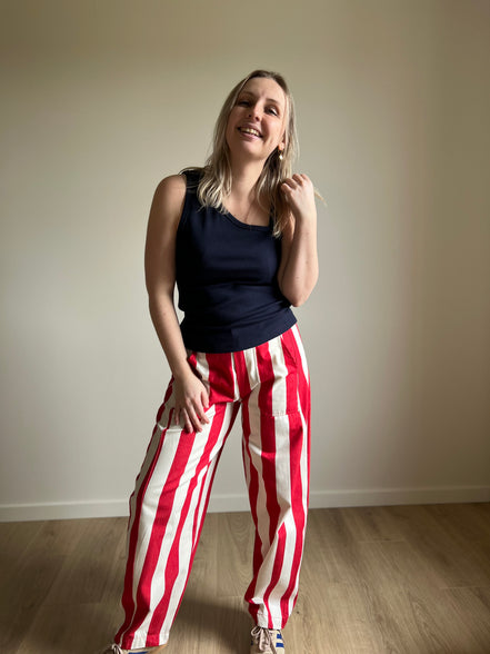 Barrel pants striped red