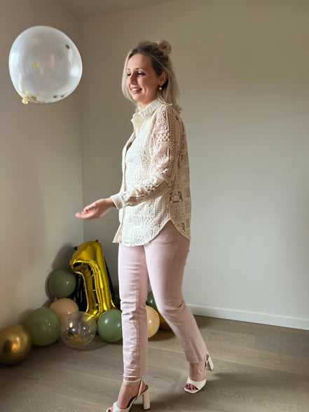 Lace shirt beige