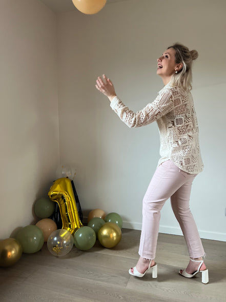 Lace shirt beige