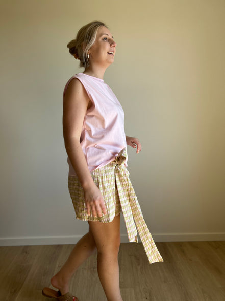Muse twisted shoulder top pink