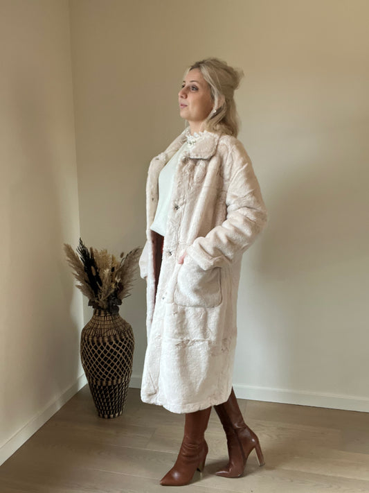 Furr coat beige