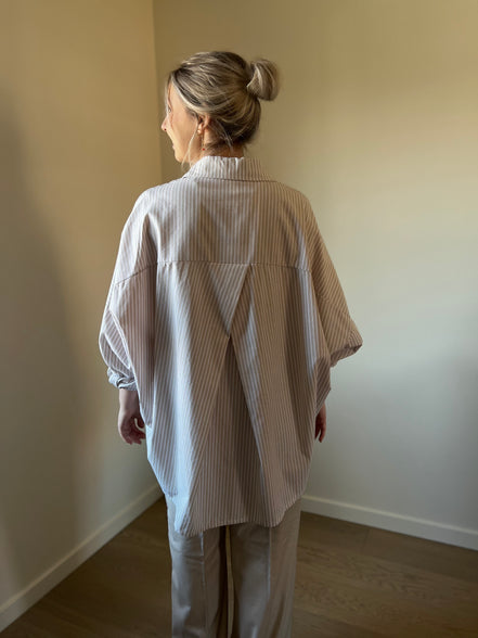 Striped shirt beige