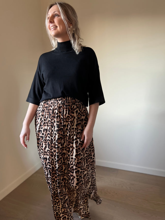 Lizza turtleneck black